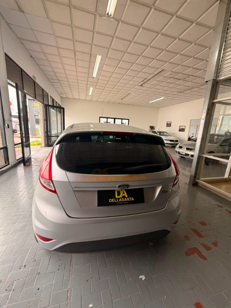 Ford Fiesta S — foto 4